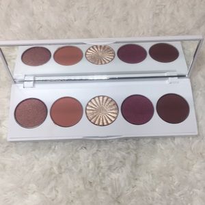 OFRA Signature Palette- Symphony